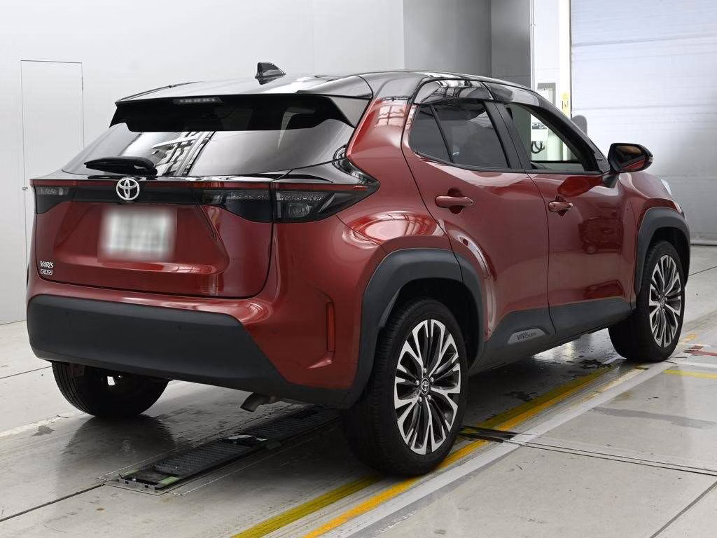 TOYOTA YARIS CROSS