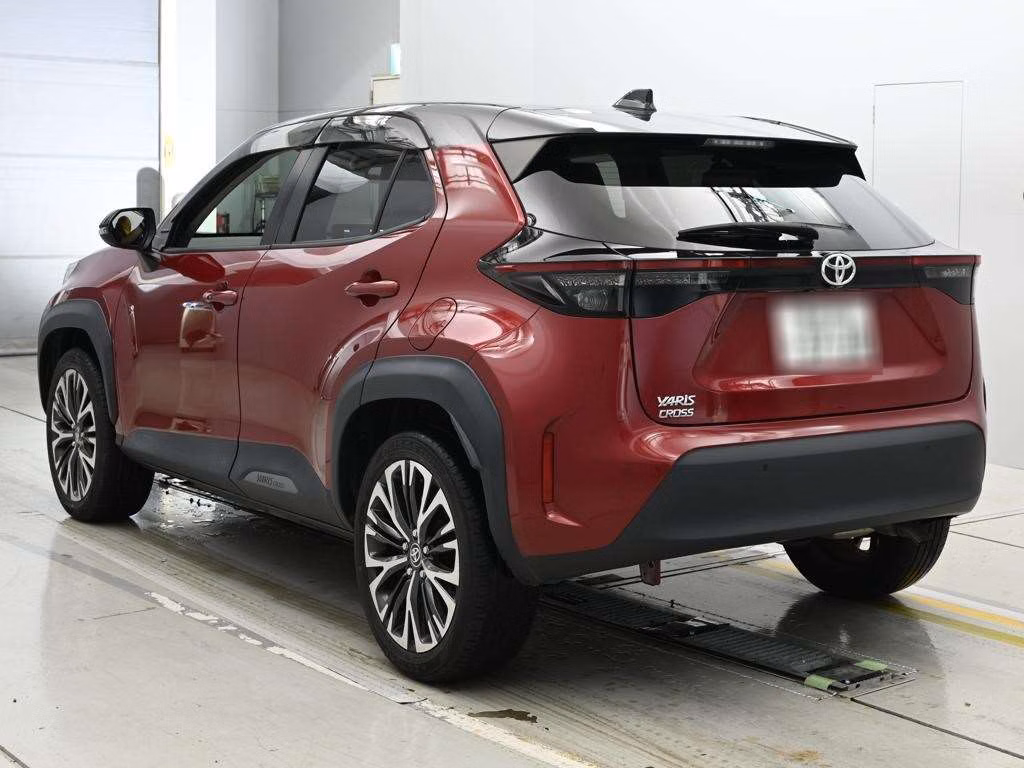 TOYOTA YARIS CROSS