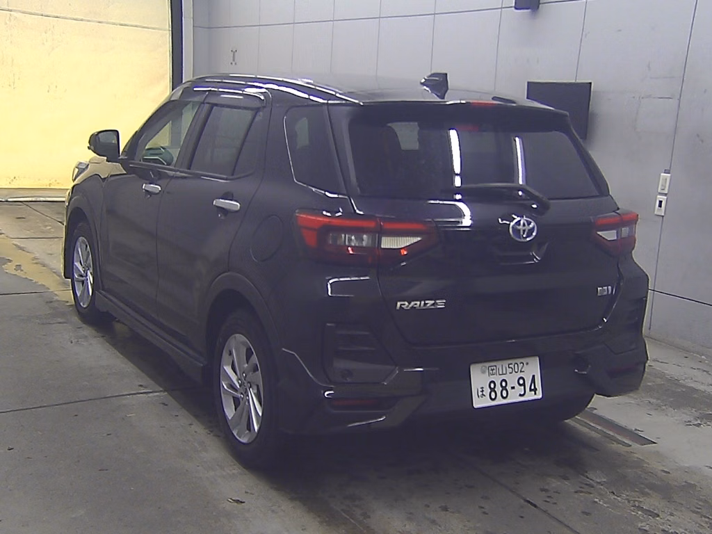 TOYOTA RAIZE