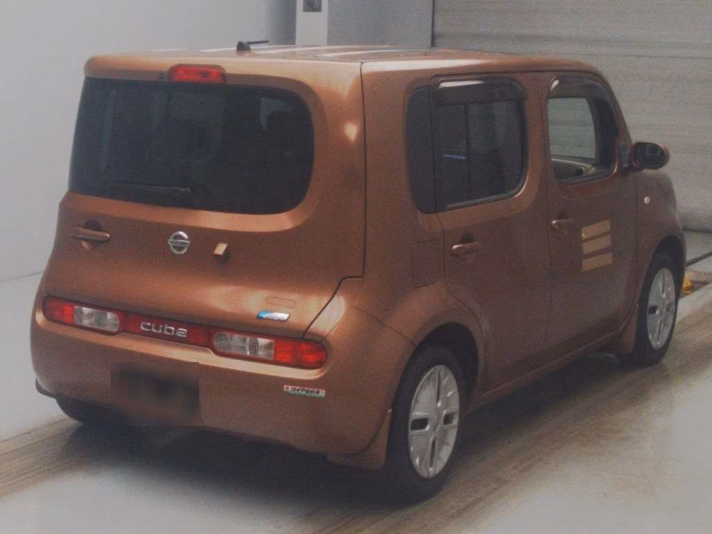 NISSAN CUBE