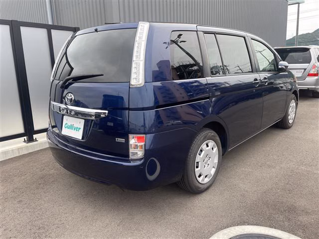 TOYOTA ISIS