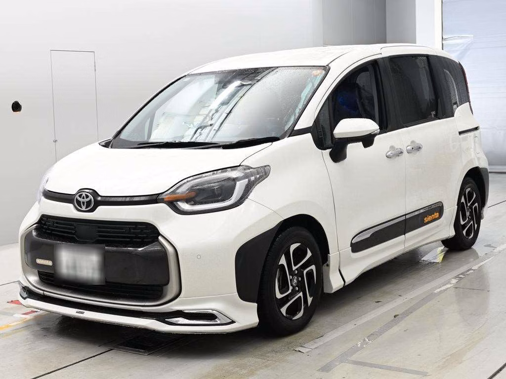 Toyota Sienta