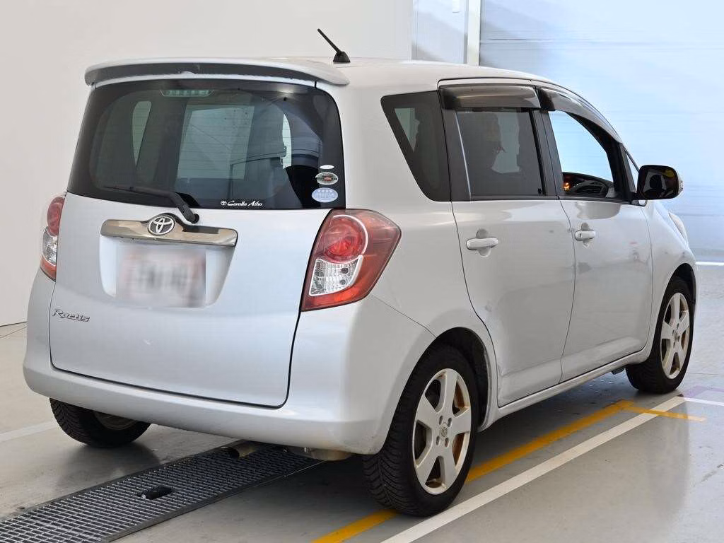 TOYOTA RACTIS