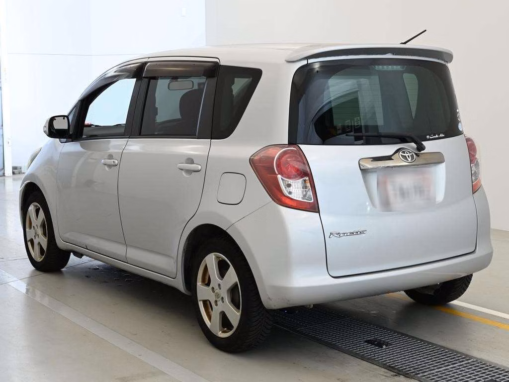 TOYOTA RACTIS