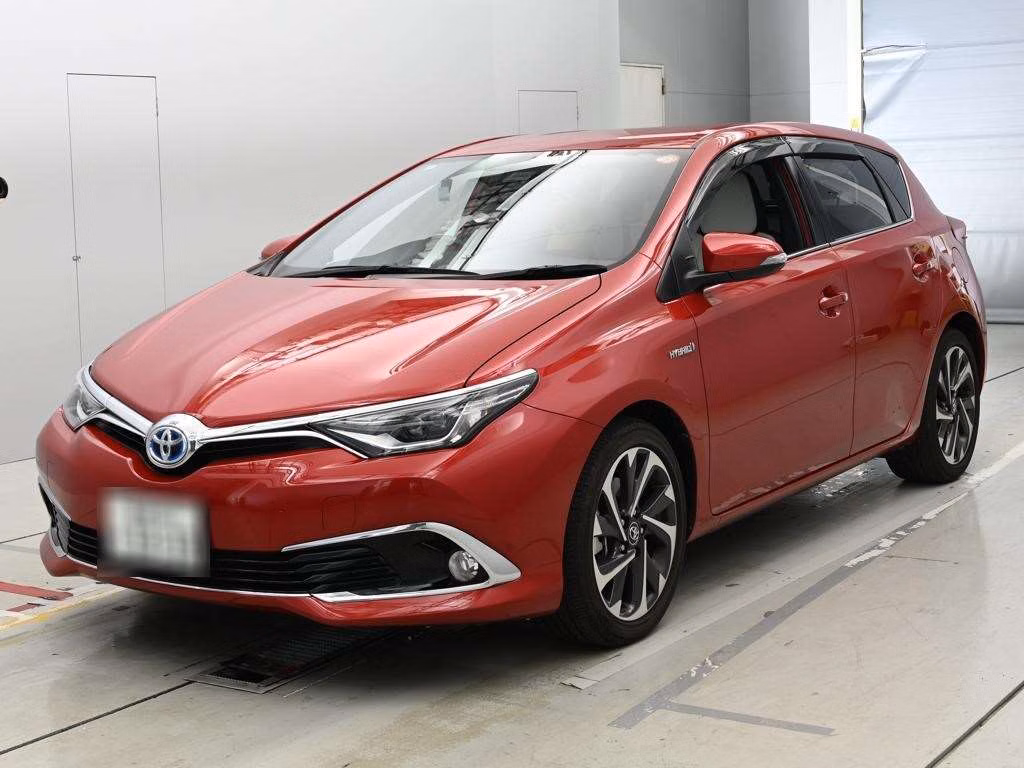 TOYOTA AURIS