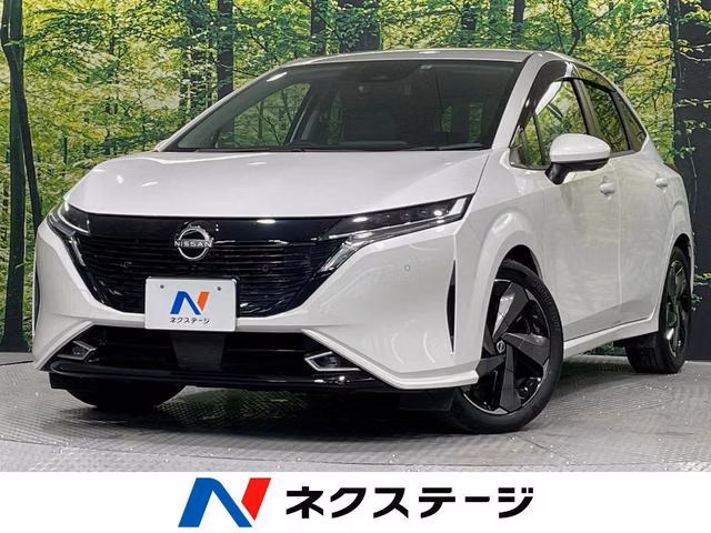 Nissan Aura