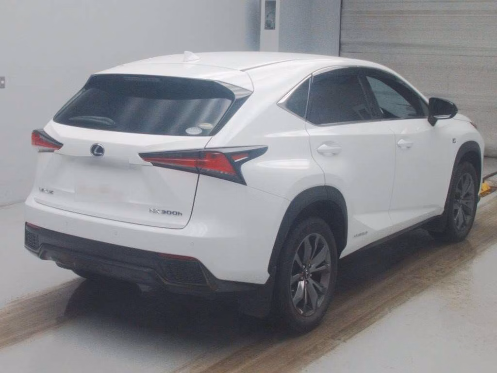 Lexus NX300h