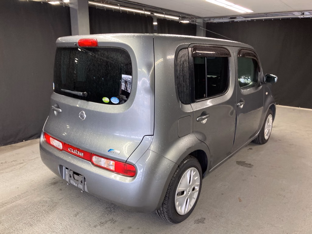 NISSAN CUBE