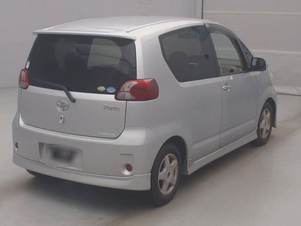 TOYOTA PORTE