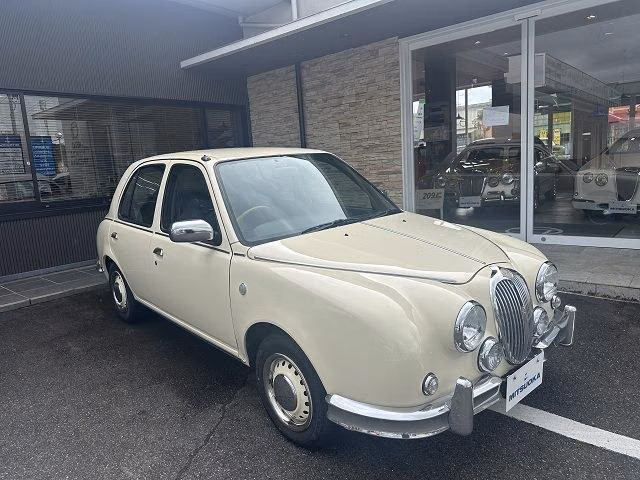 Mitsuoka Viewt