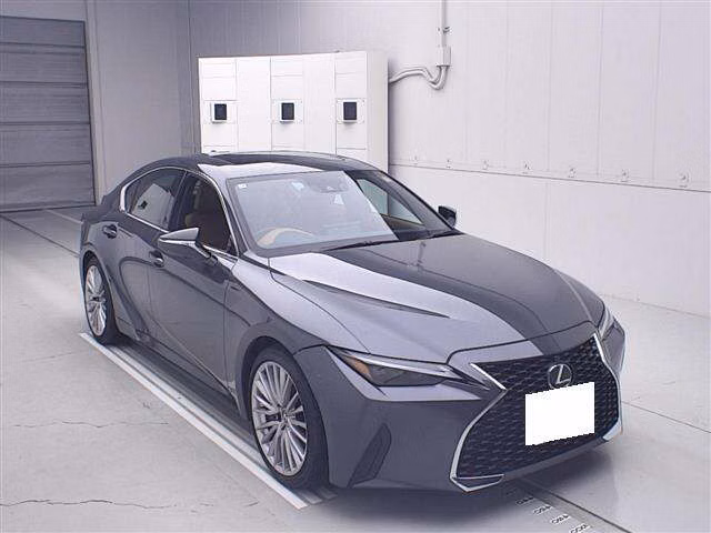 Lexus IS300h