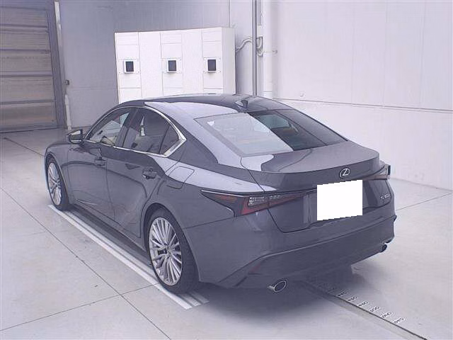 Lexus IS300h