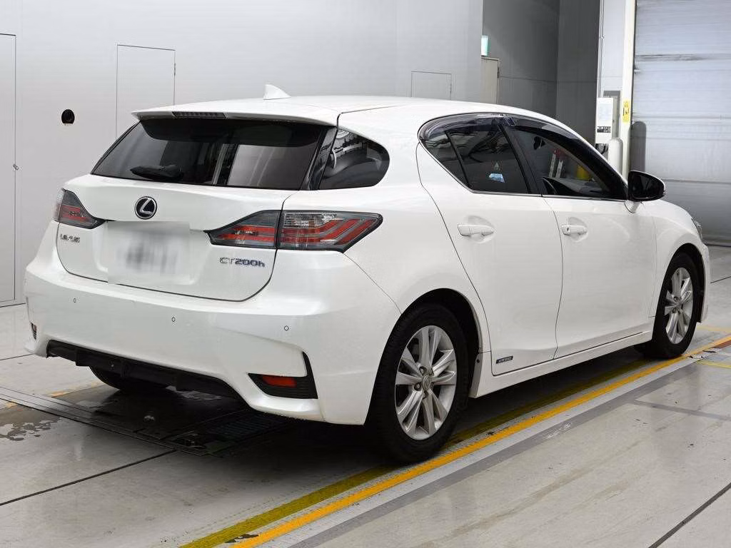 LEXUS CT200H