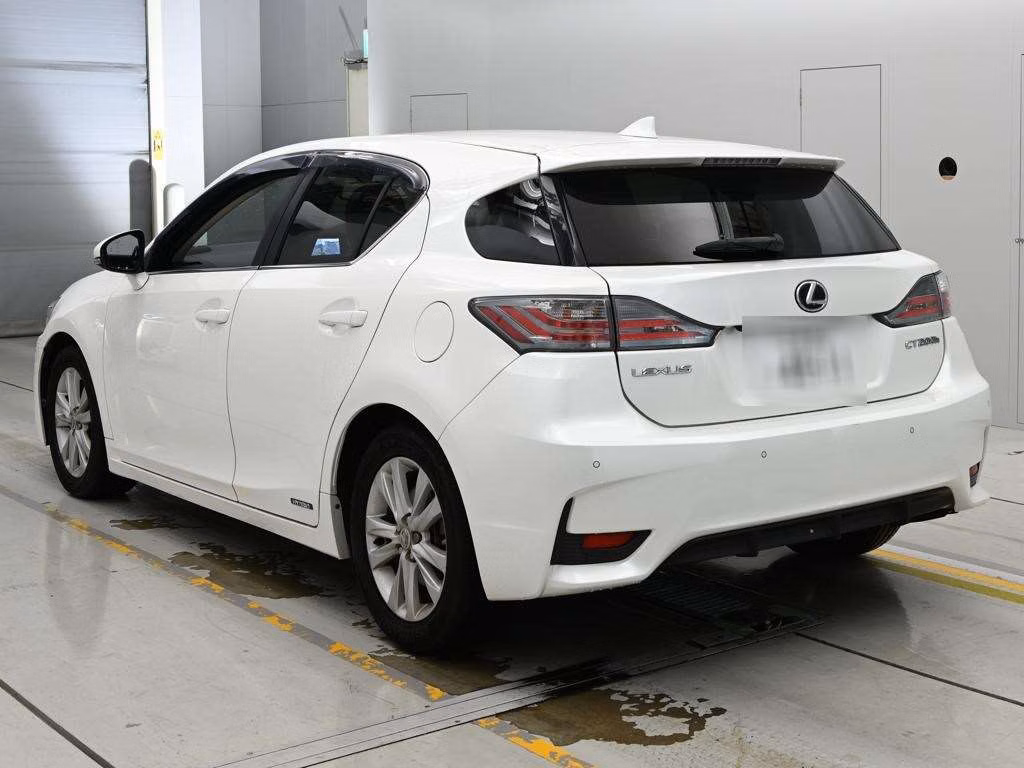 LEXUS CT200H