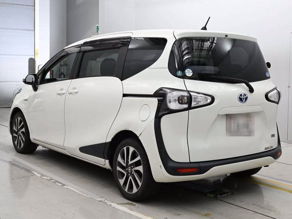 TOYOTA SIENTA