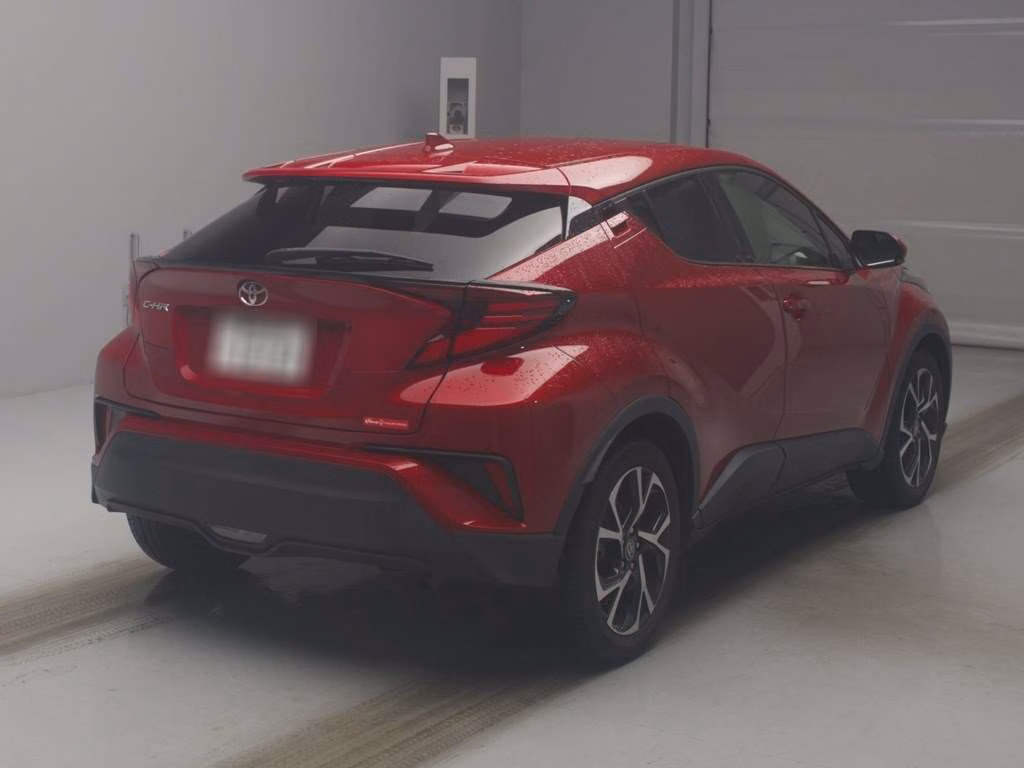TOYOTA C-HR
