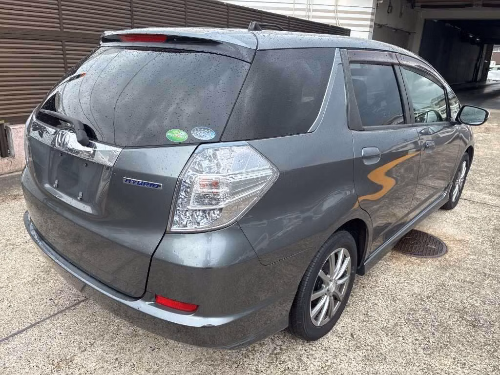 HONDA FIT SHUTTLE