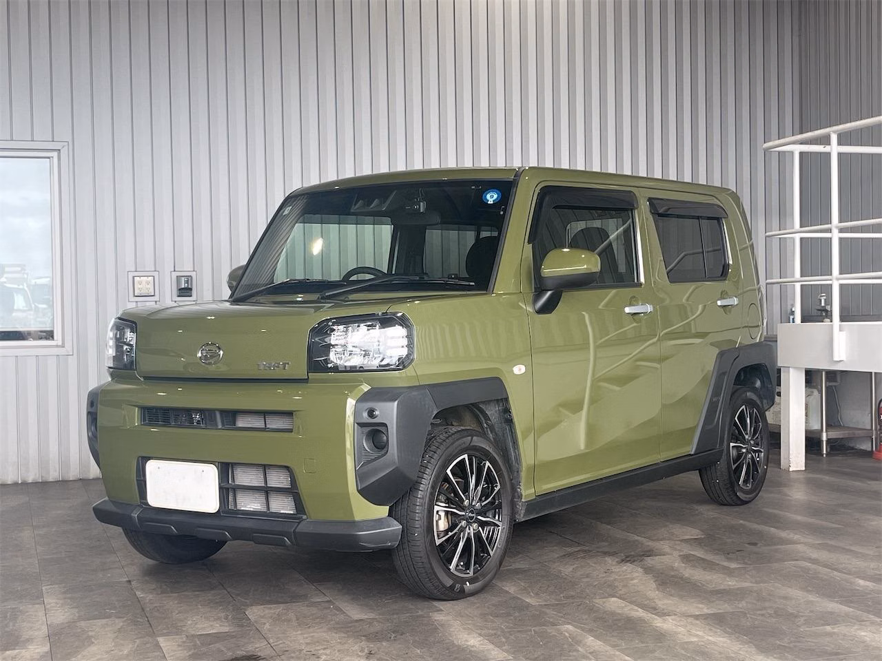 DAIHATSU TAFT