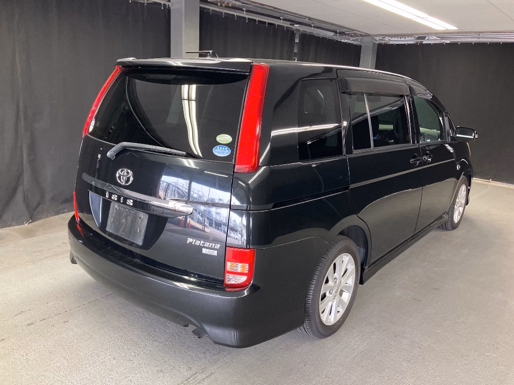 TOYOTA ISIS