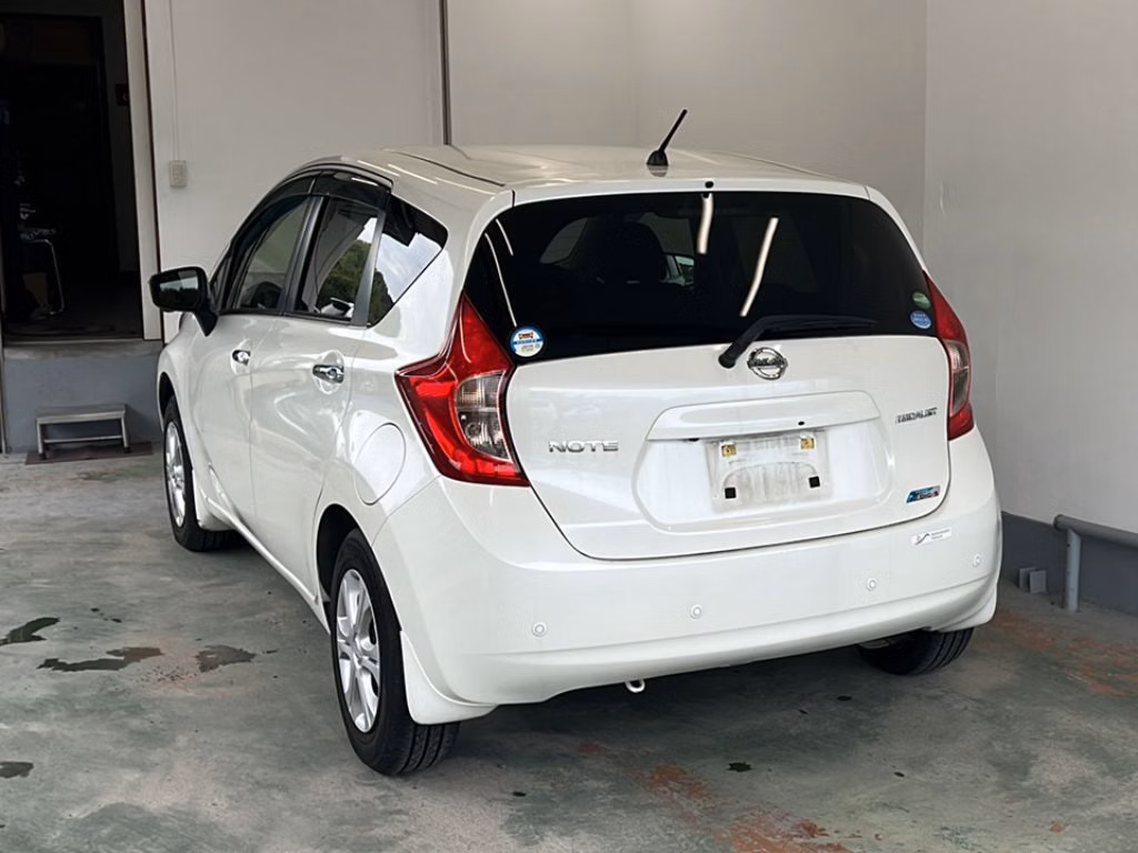NISSAN NOTE