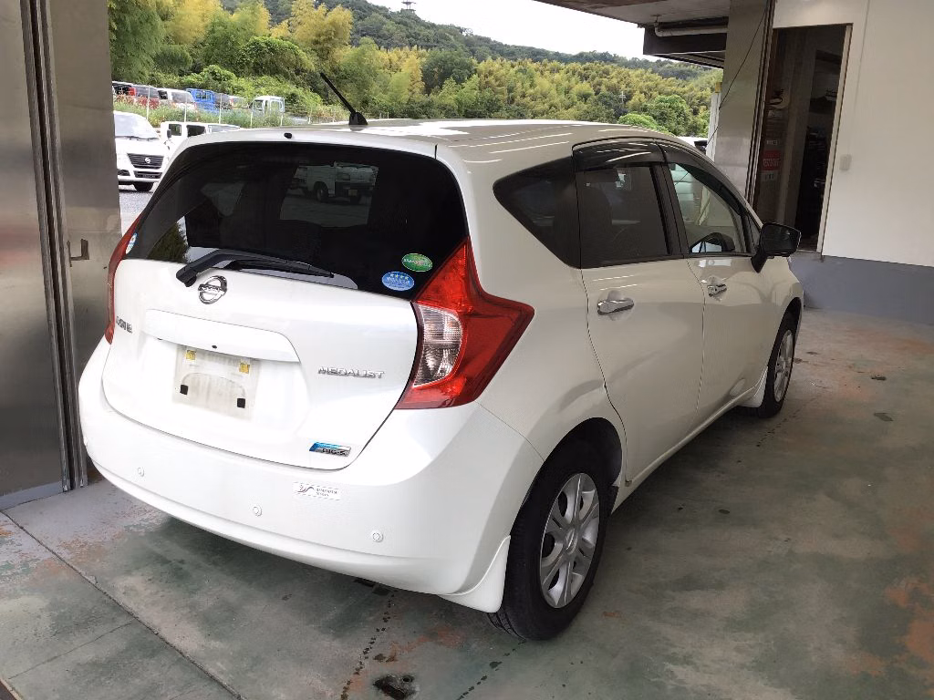 NISSAN NOTE