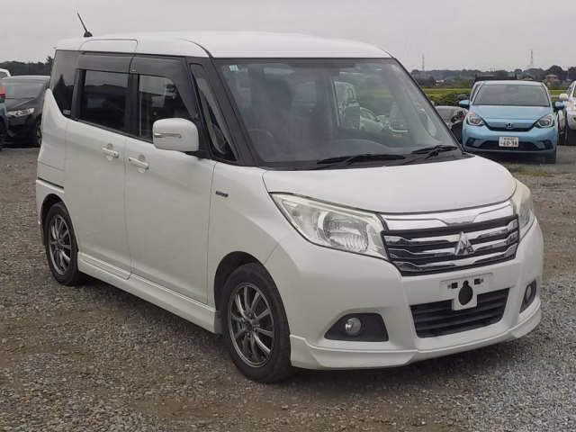 Mitsubishi Delica D:2
