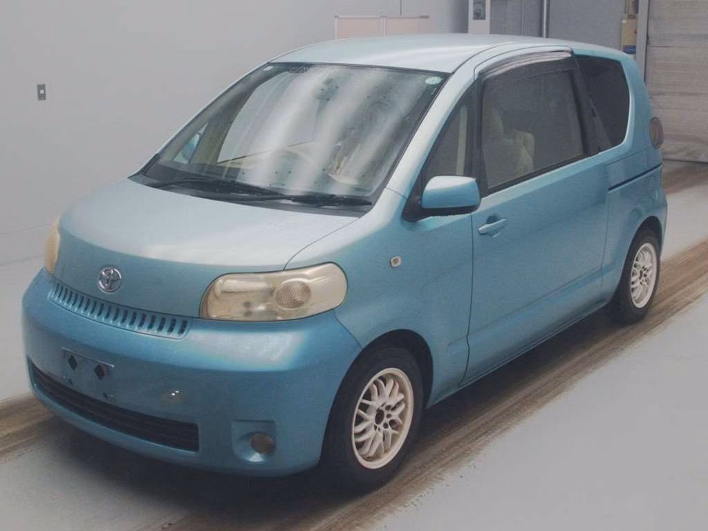 TOYOTA PORTE