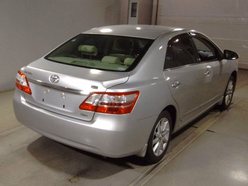 Toyota Premio
