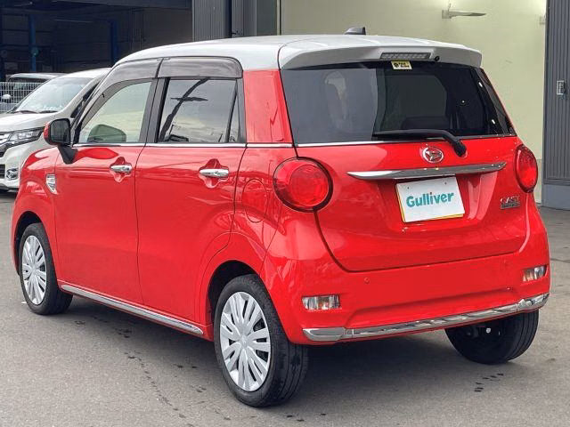DAIHATSU CAST