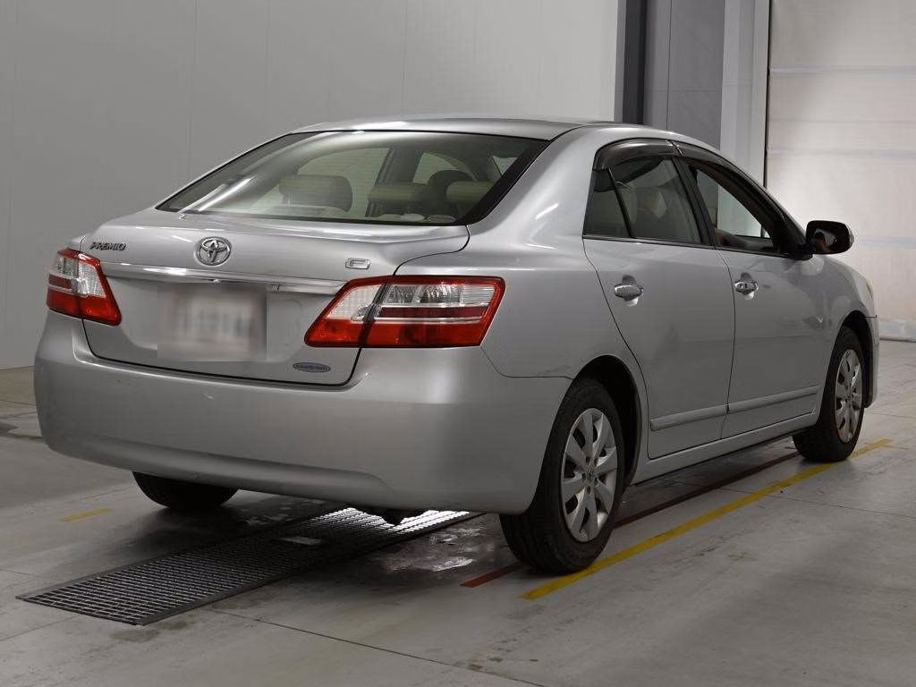TOYOTA PREMIO
