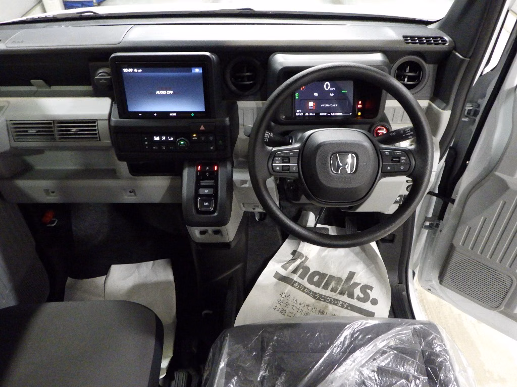HONDA N-VAN