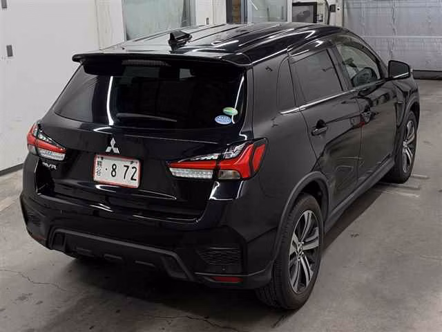 MITSUBISHI RVR