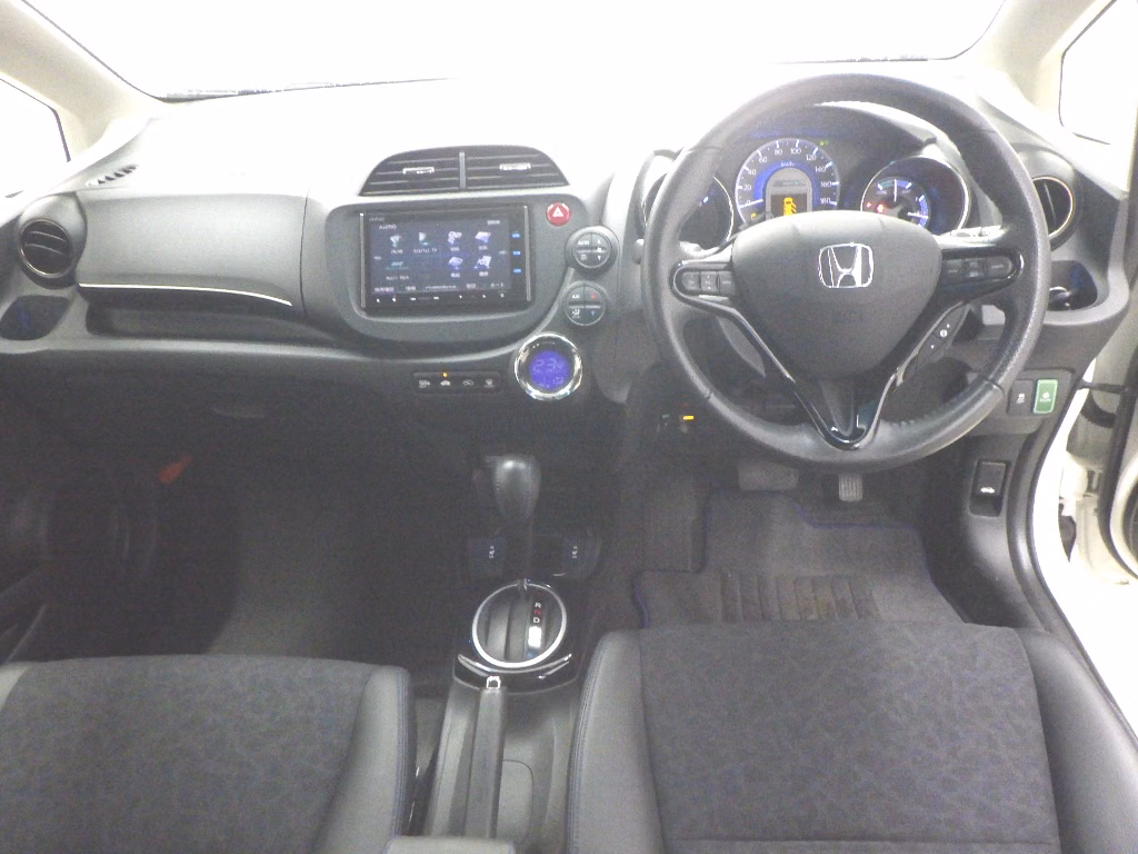 HONDA FIT SHUTTLE