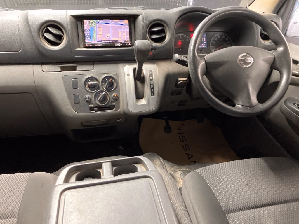 NISSAN NV350 CARAVAN