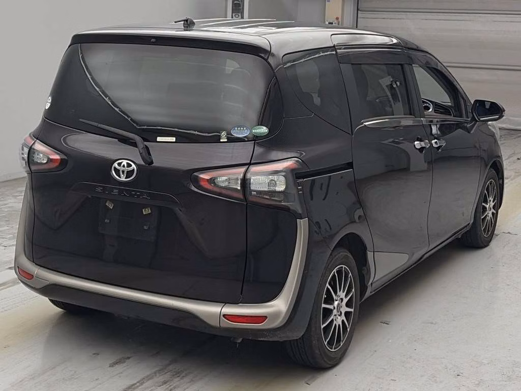 TOYOTA SIENTA