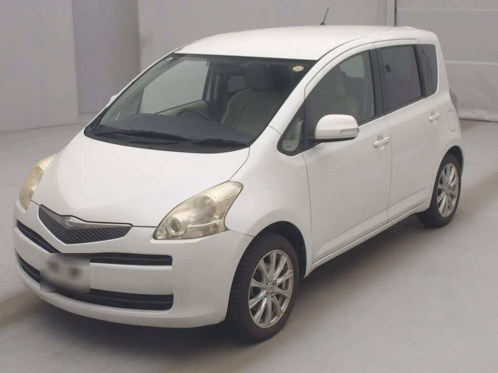 TOYOTA RACTIS