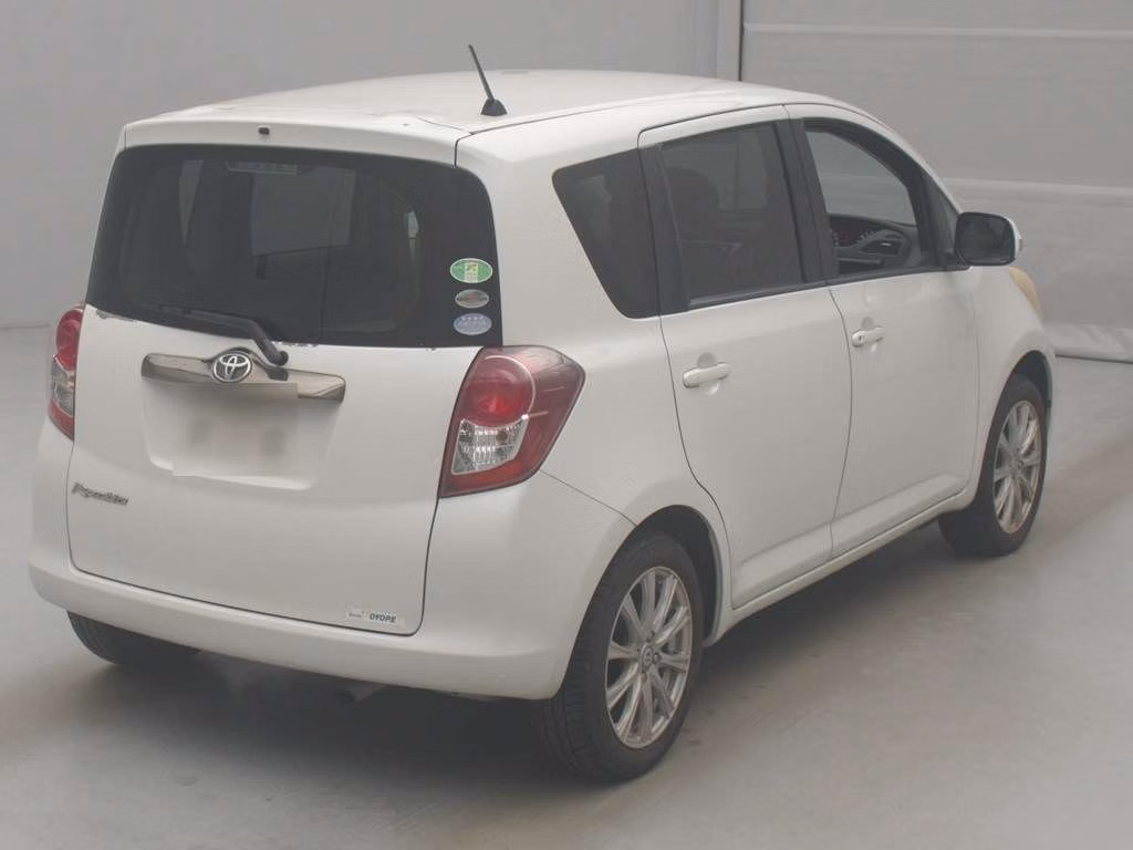 TOYOTA RACTIS