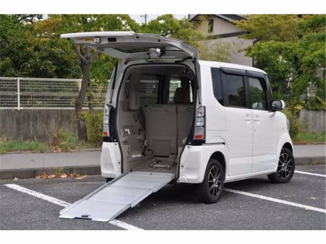 Honda N-BOX+
