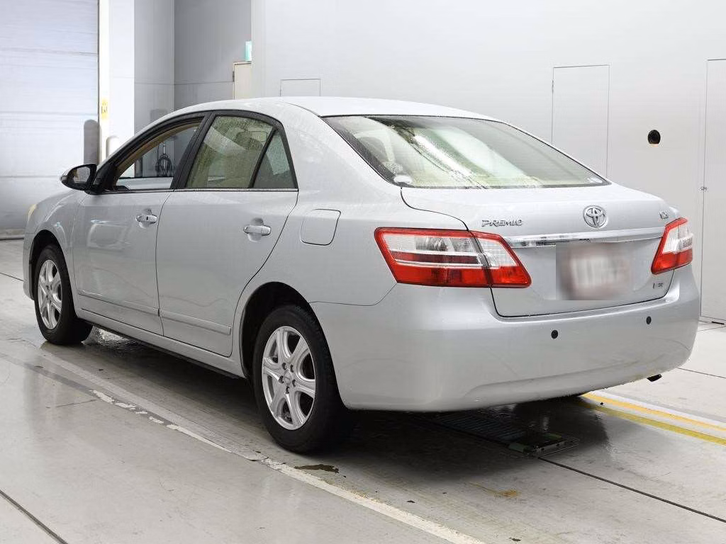 TOYOTA PREMIO