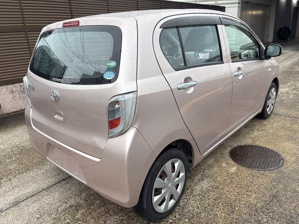 TOYOTA PIXIS EPOCH