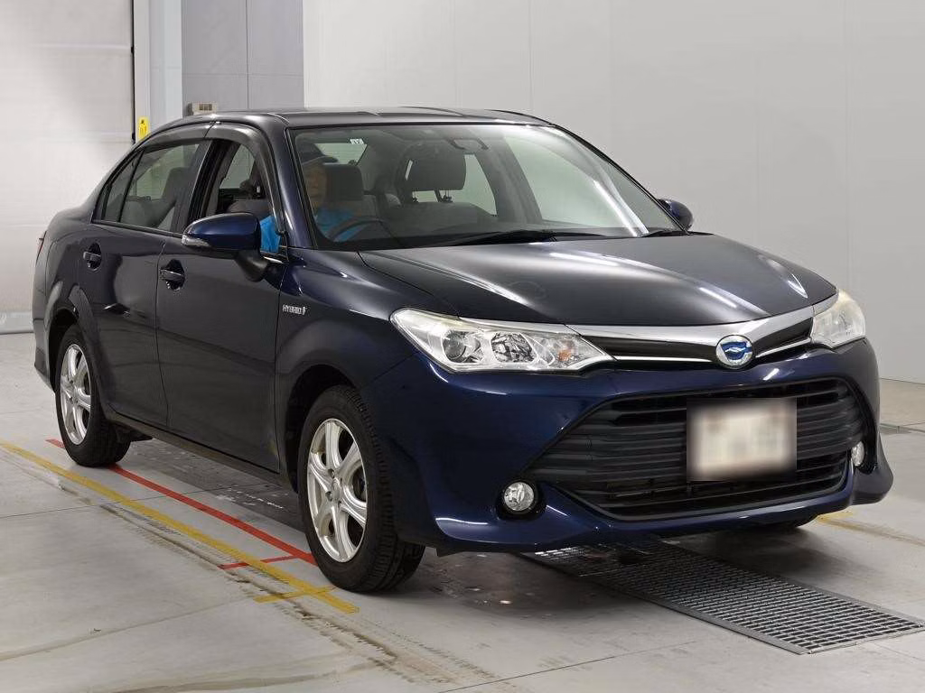 TOYOTA COROLLA AXIO