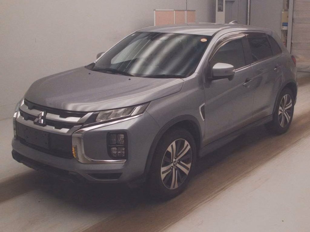 MITSUBISHI RVR