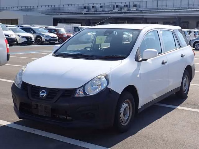 Nissan AD