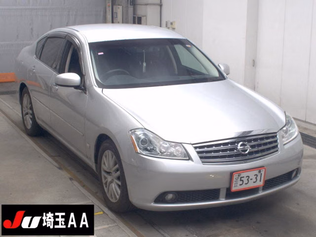 NISSAN FUGA