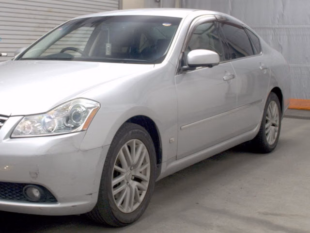 NISSAN FUGA