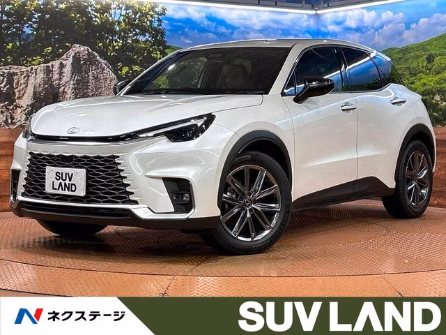 Lexus LBX