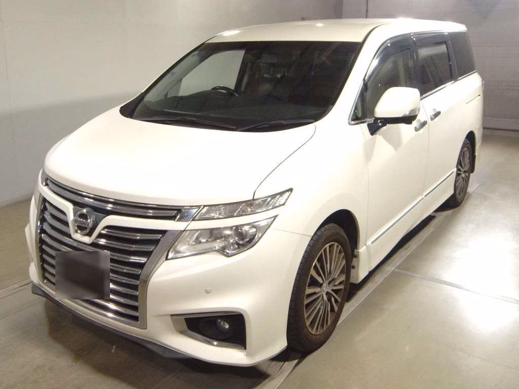 NISSAN ELGRAND