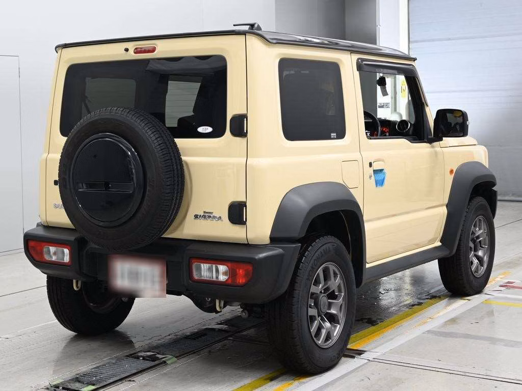SUZUKI JIMNY SIERRA