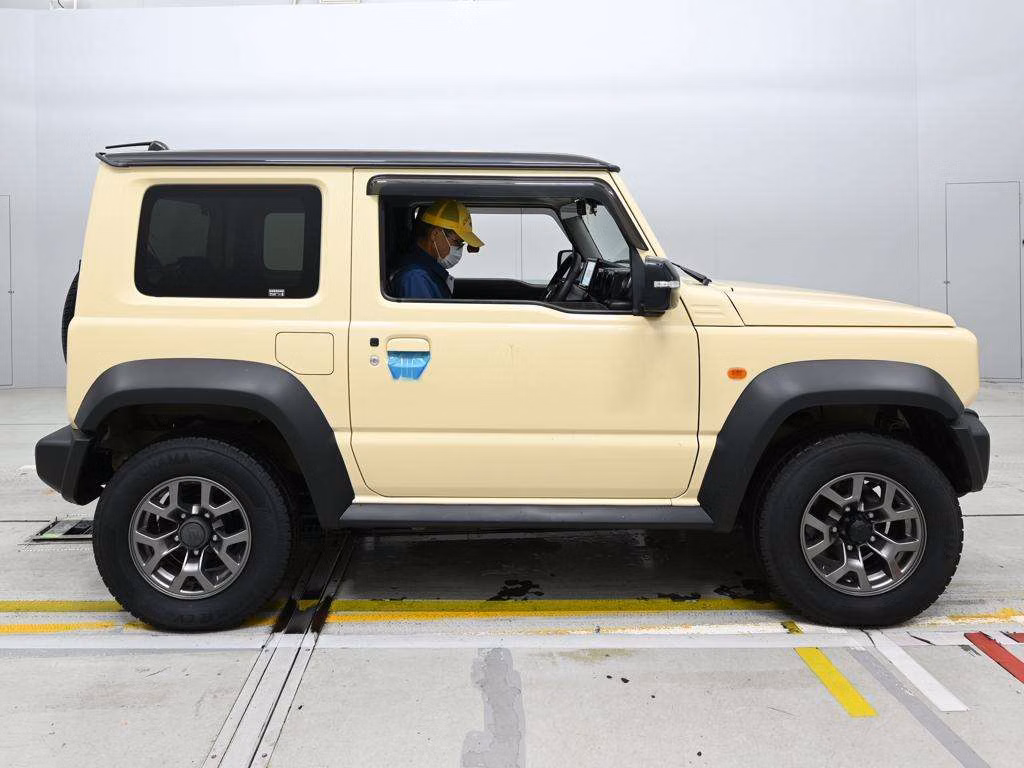 SUZUKI JIMNY SIERRA