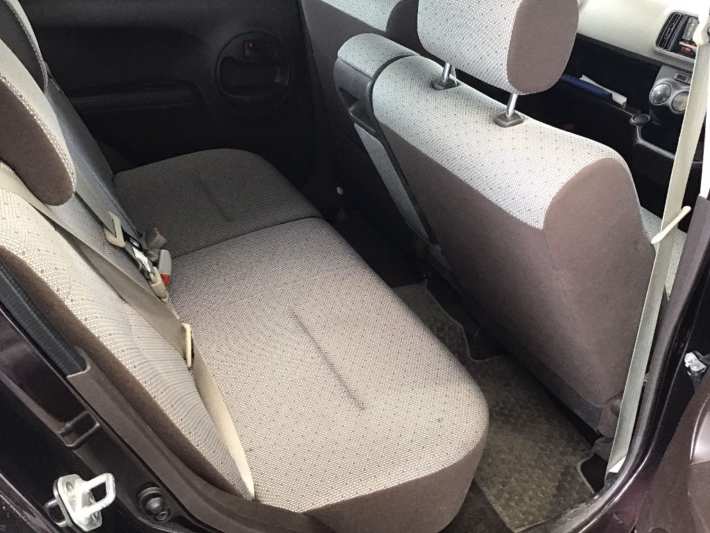 DAIHATSU BOON